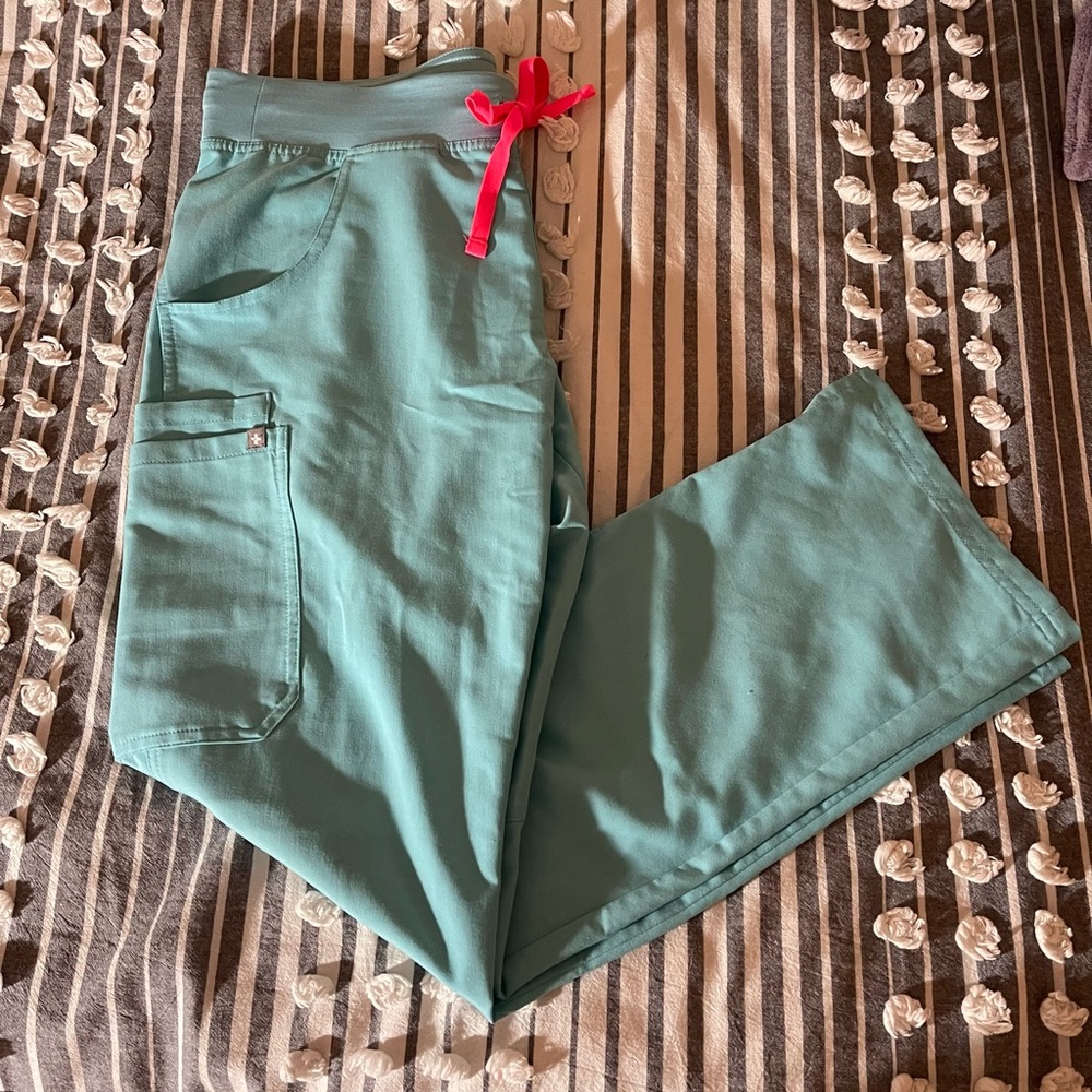 Figs scrub pants
